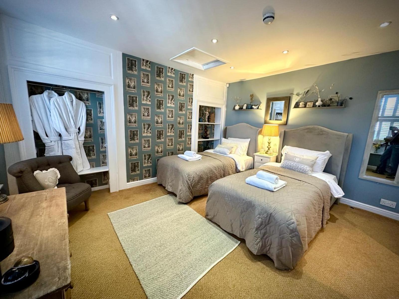 The Three Tuns Otel Chepstow Dış mekan fotoğraf