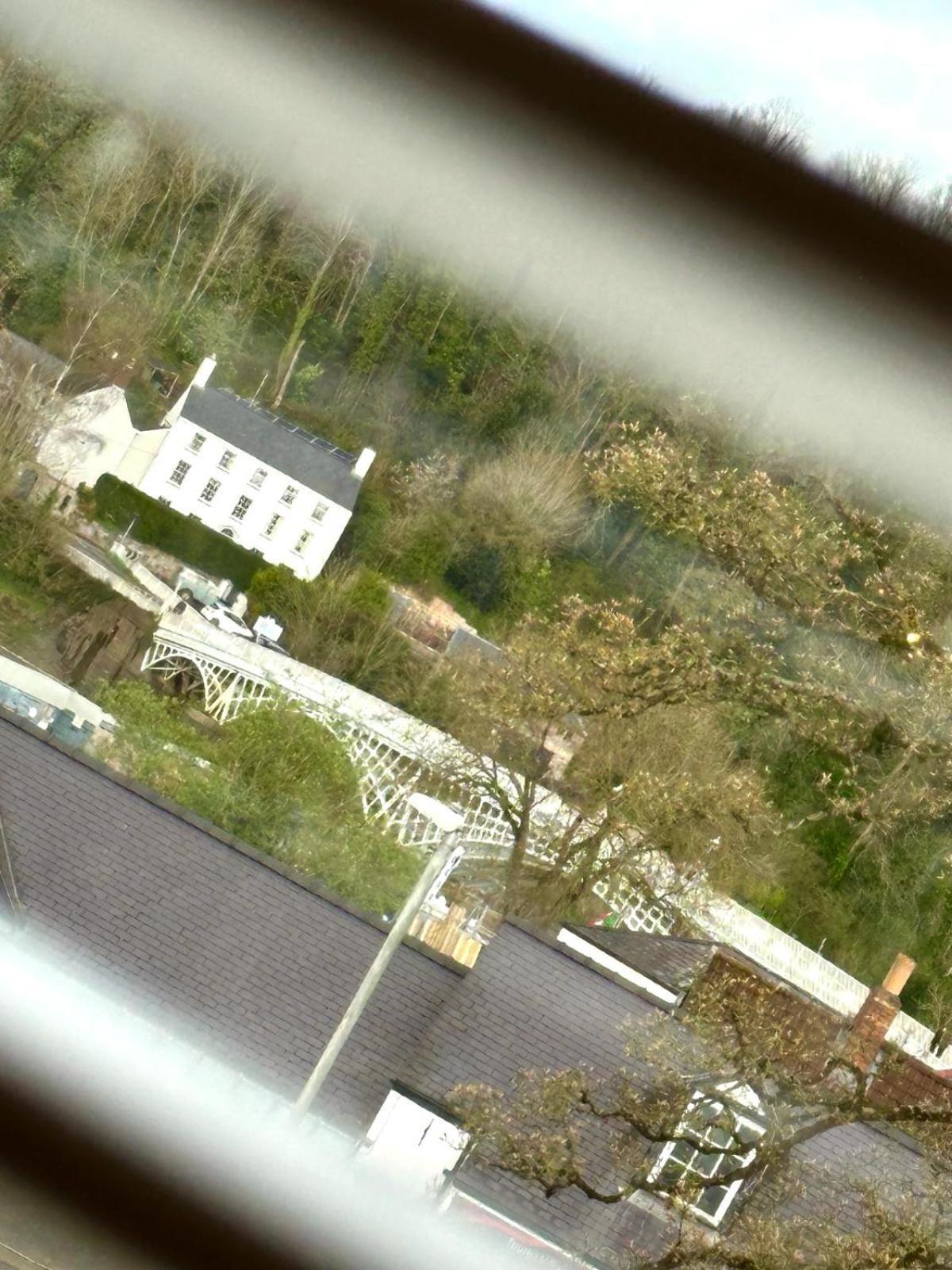 The Three Tuns Otel Chepstow Dış mekan fotoğraf