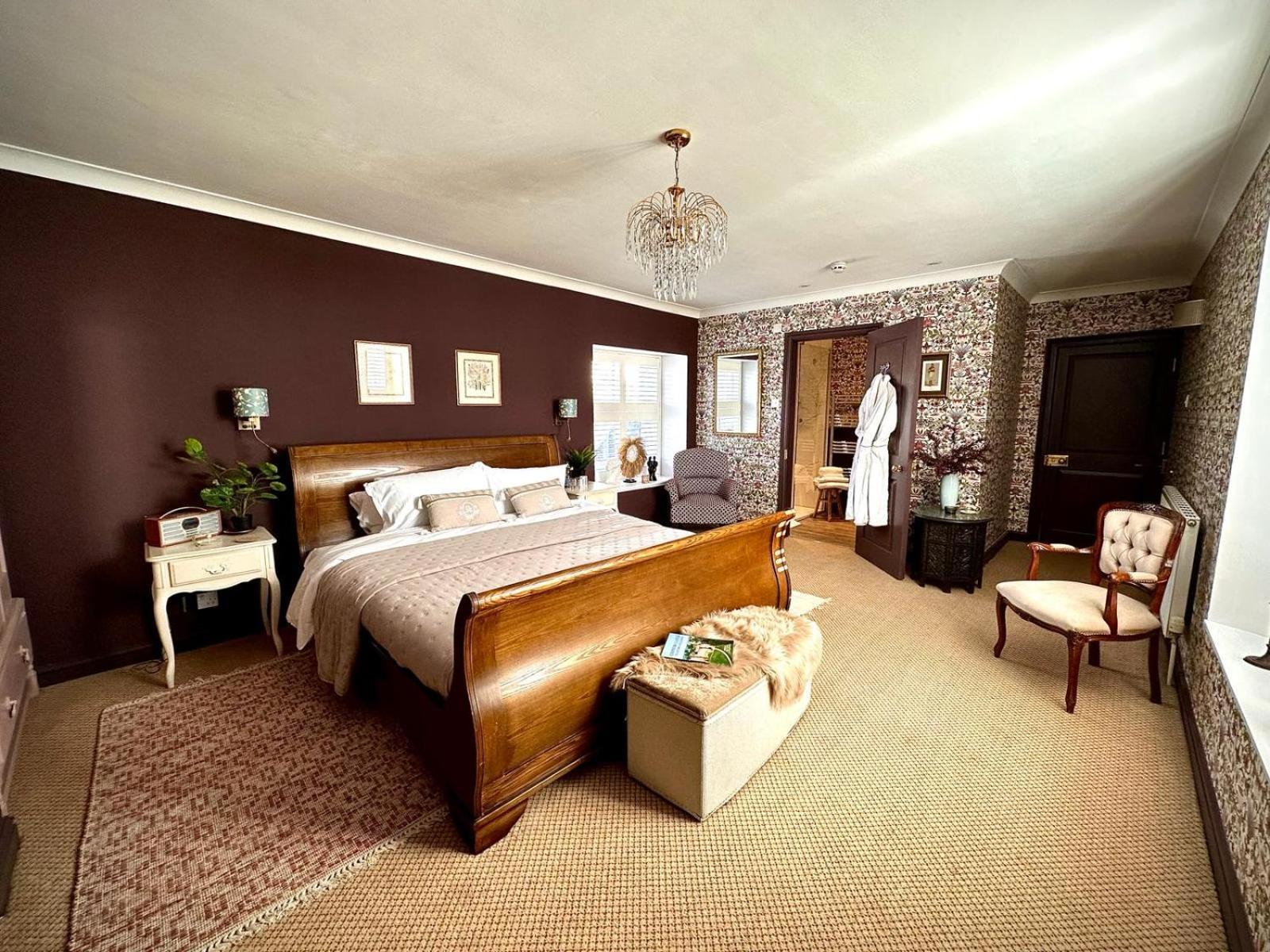 The Three Tuns Otel Chepstow Dış mekan fotoğraf