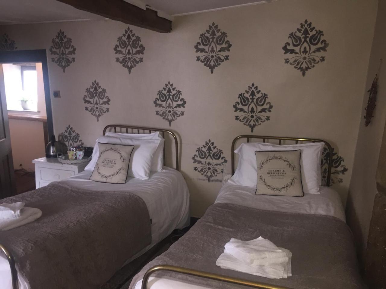 The Three Tuns Otel Chepstow Dış mekan fotoğraf
