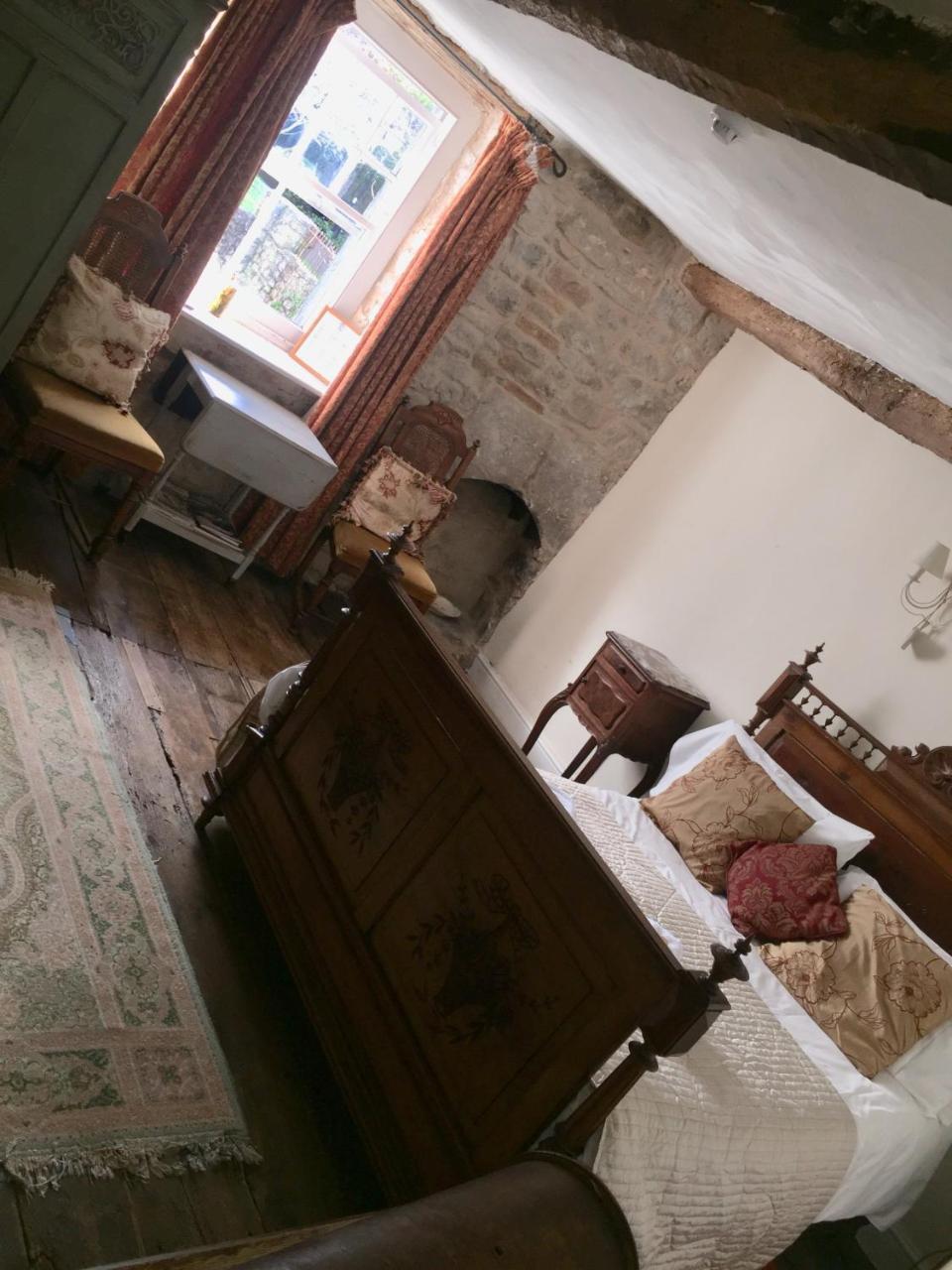 The Three Tuns Otel Chepstow Dış mekan fotoğraf