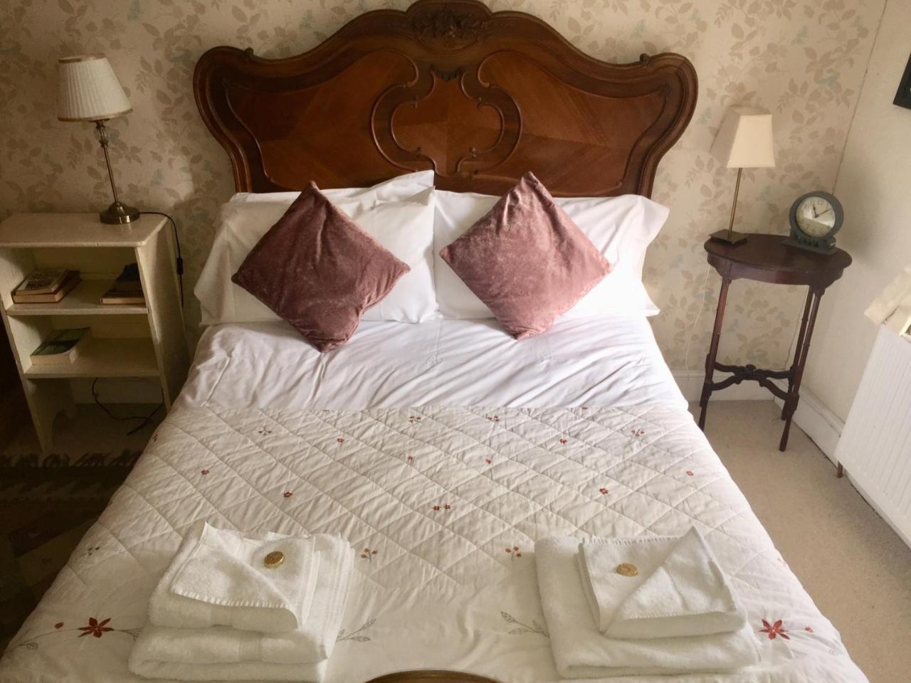 The Three Tuns Otel Chepstow Dış mekan fotoğraf